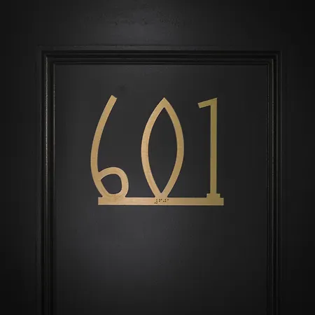 Aoriste & Hotel 4*