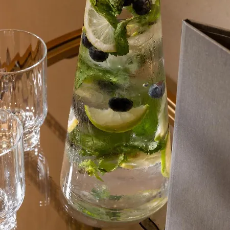 Aoriste & 4* Parigi
