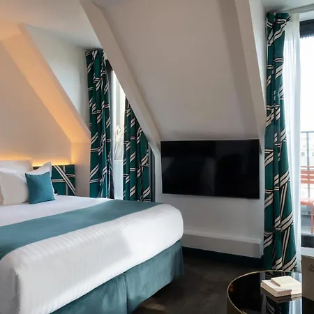 Aoriste & 4* Parigi