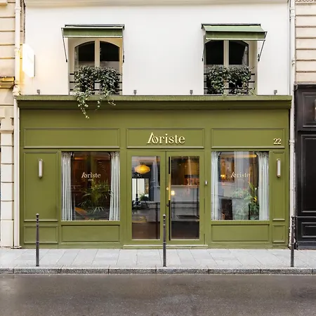 Aoriste & 4* Parigi