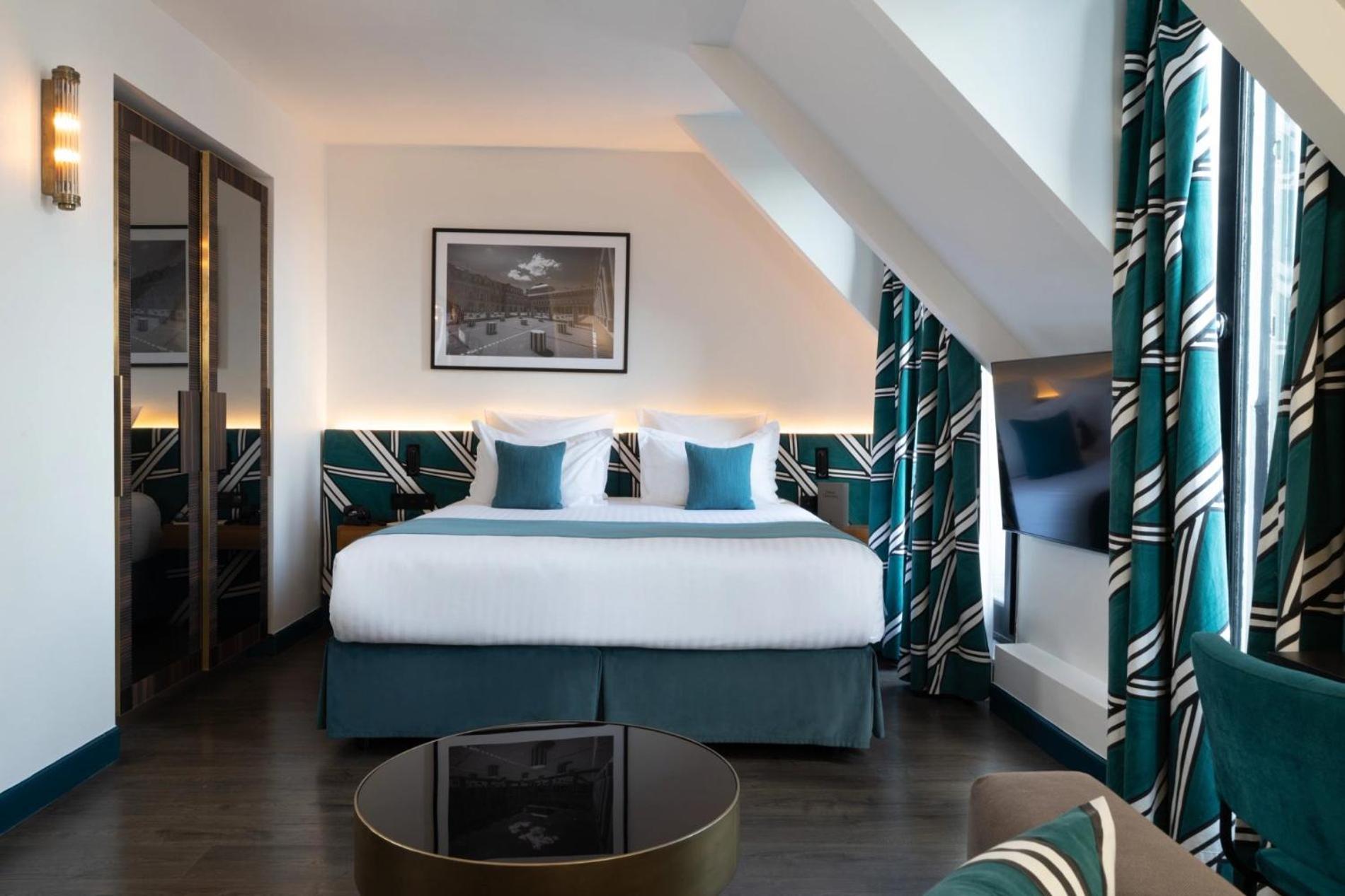 Aoriste & Hotel Paris