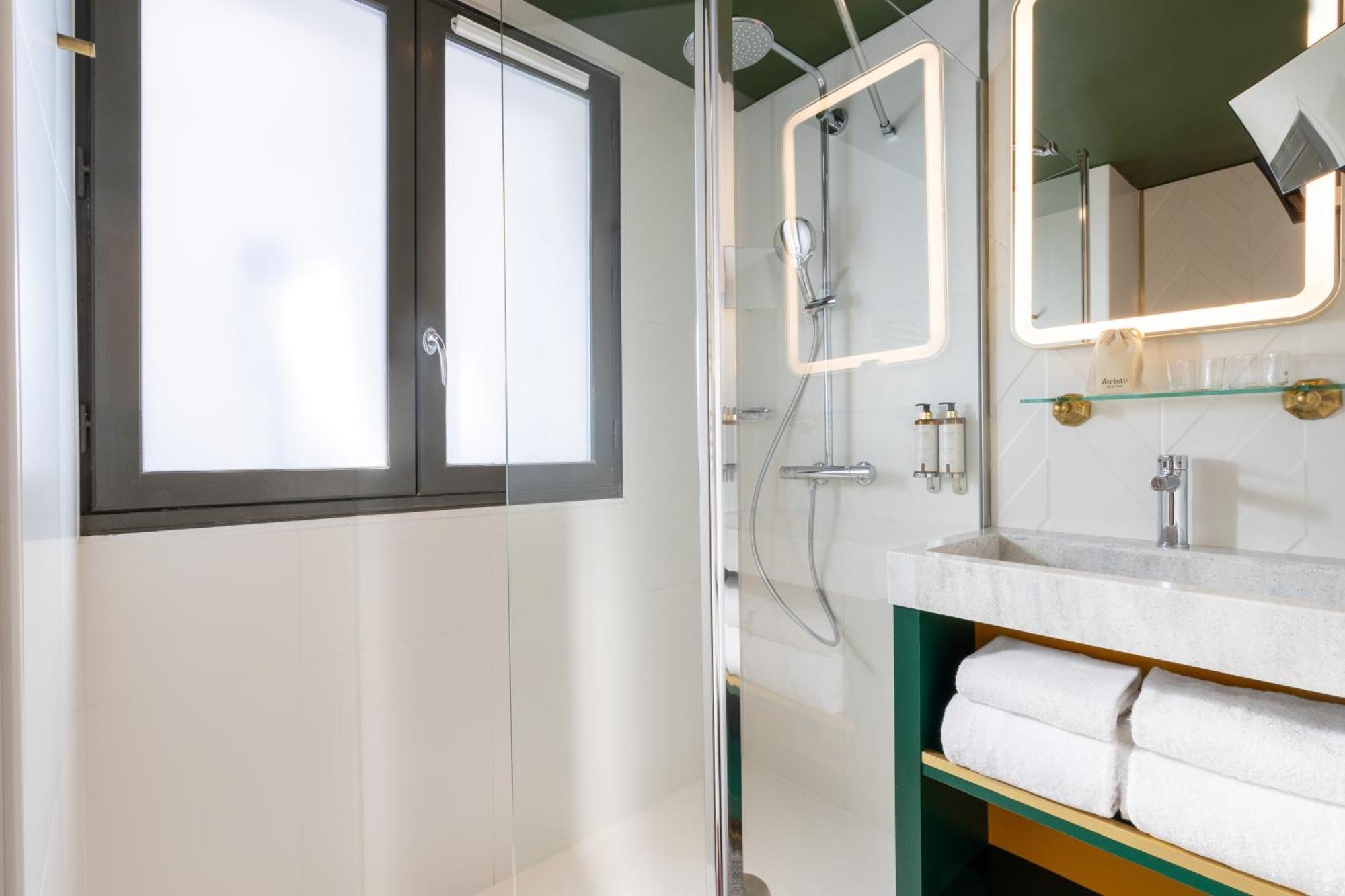 Aoriste & Hotel Paris