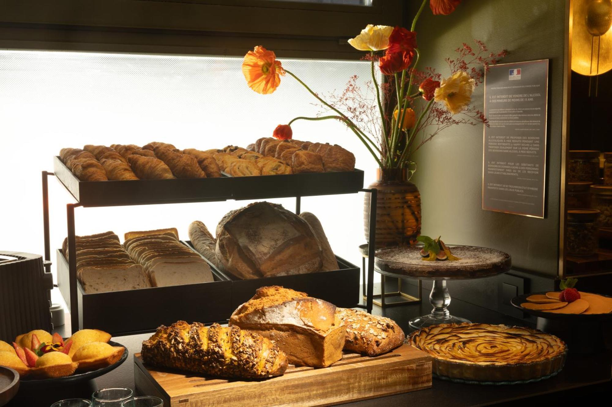 Hotel Aoriste & Paris